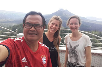 Reisefuhrer auf Bali