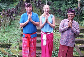  Morgen- und Abendyoga auf Bali